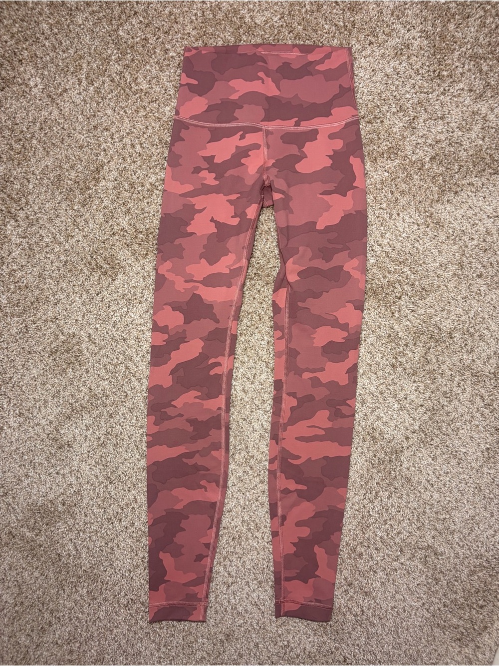 Lululemon Wunder Train High-Rise Tight 28' Heritage 365 Camo Brier Rose Multi